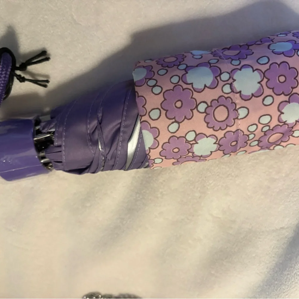 Coach mini Claire Crossbody with floral ,with mini wallet with umbrella - Picture 4 of 9